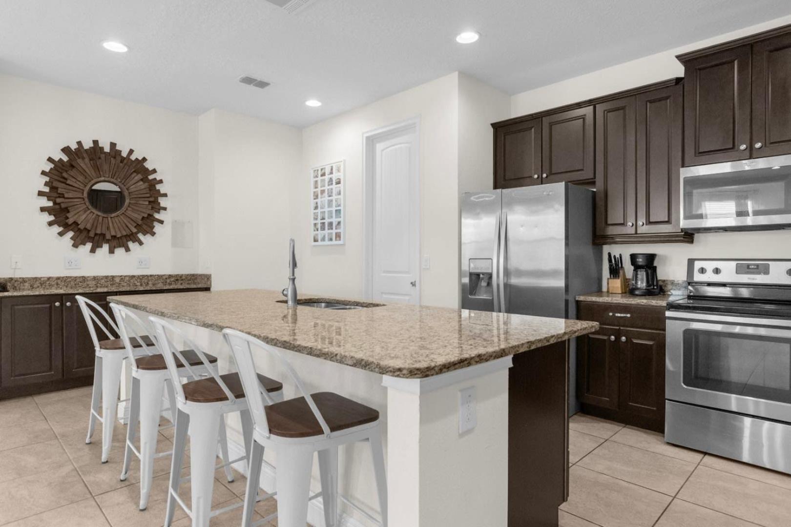 Villa Your Dream Vacation Awaits Family 10-bd Orlando