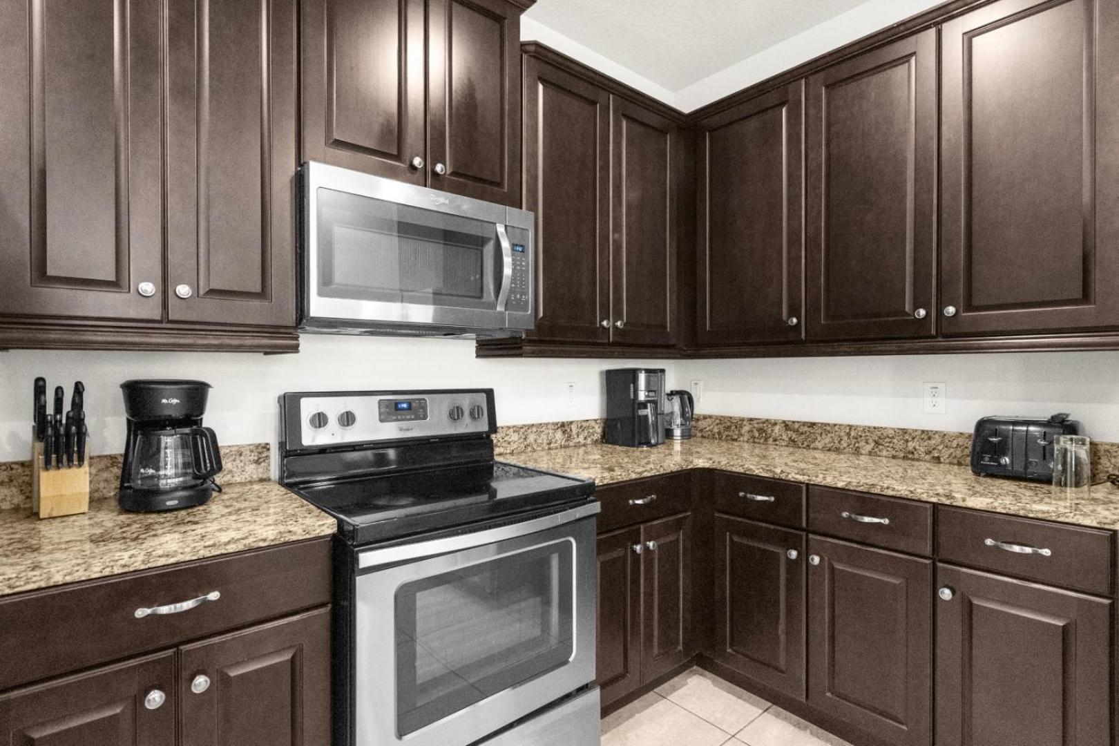 Your Dream Vacation Awaits Family 10-bd Villa *